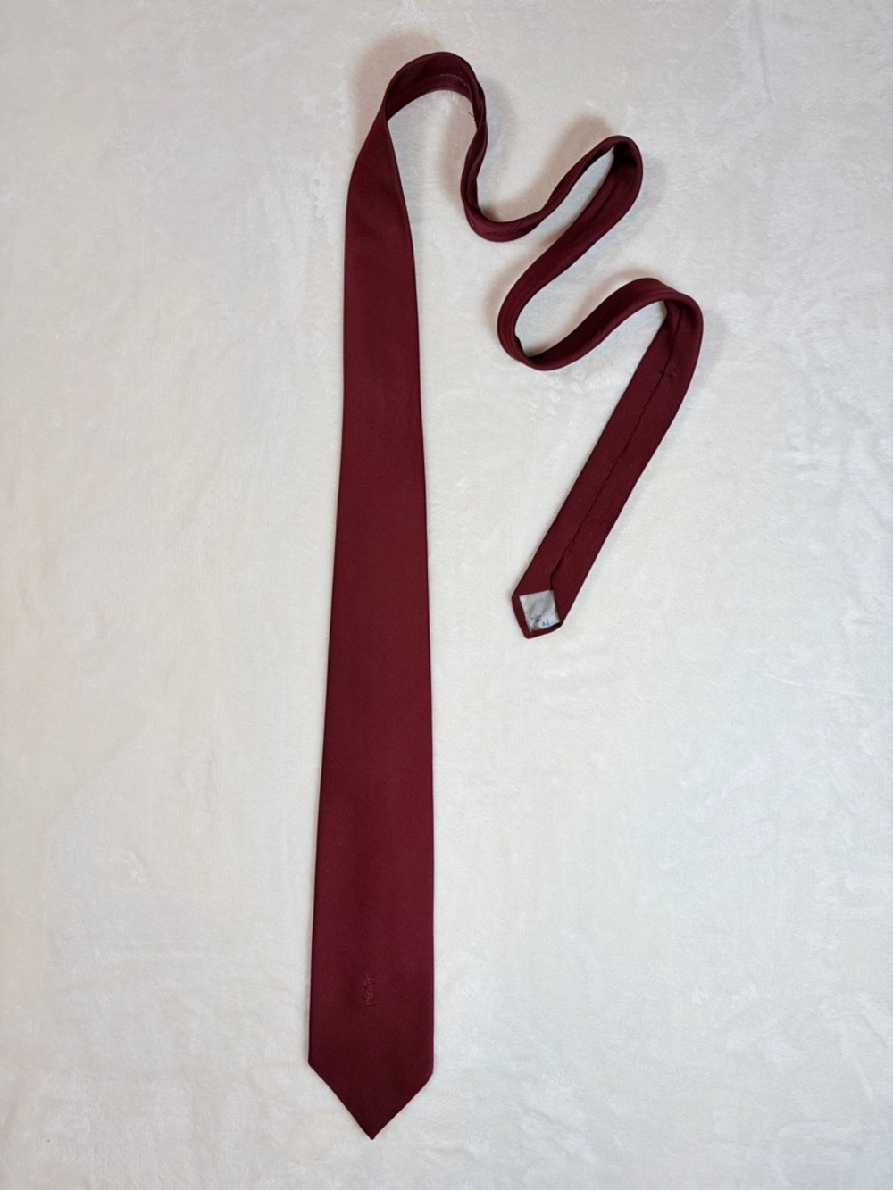 Yves Saint Laurent Men's Solid Burgundy Silk Tie